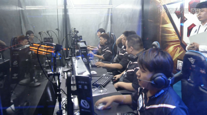 比赛预测 NAVI vs Spirit 在 ESL Pro League 第20赛季