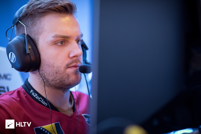 第一个六胜！稳健推进不给机会 Icon队兵不血刃击败Zz1tai队