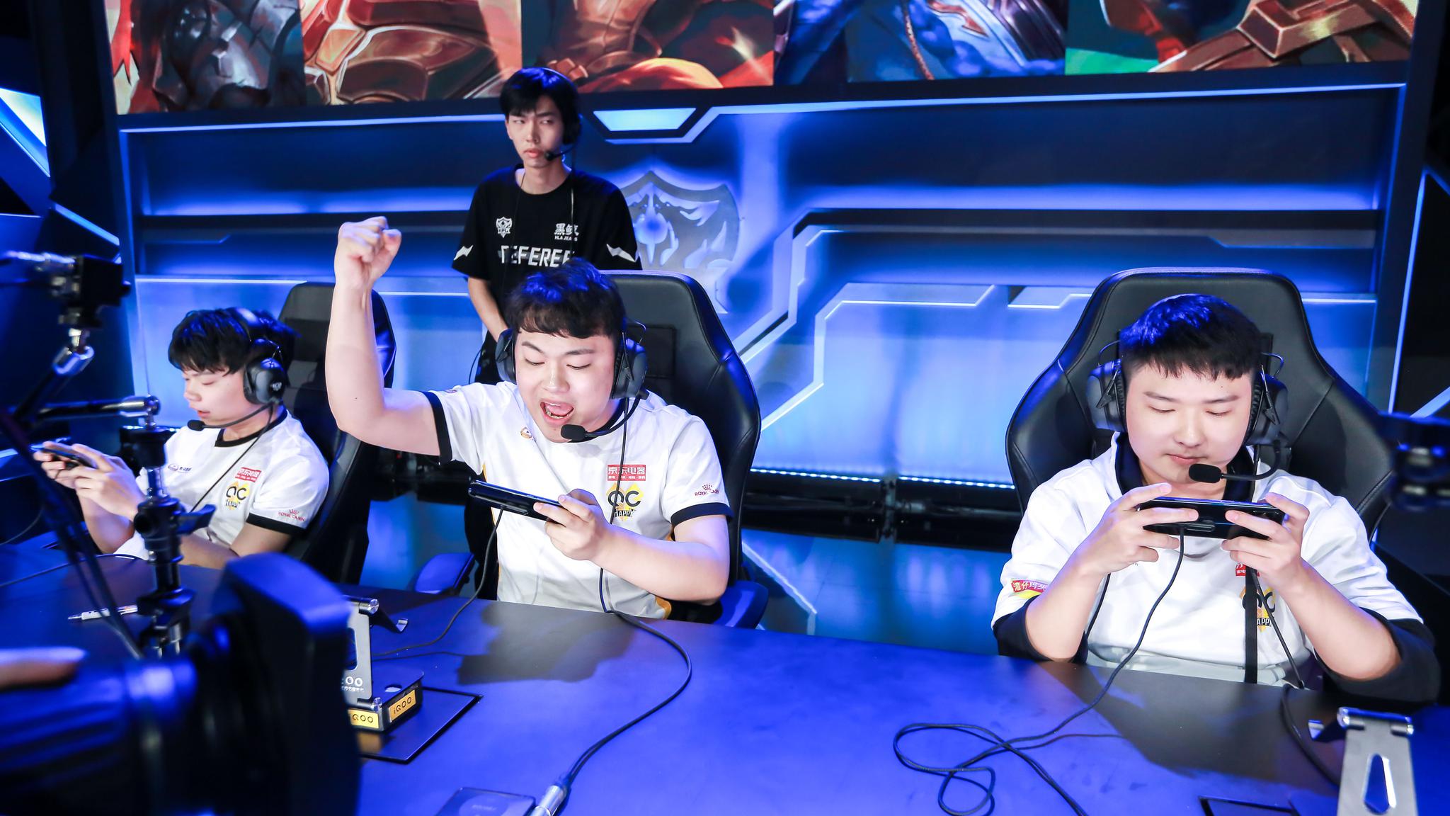 再见了，所有的CSGO 迎接CS2的新时代吧！